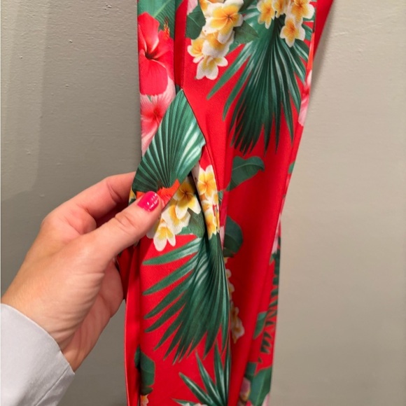 Floral Maxi - Red and Green tropical vacation size 4 maxi long wedding guest - Picture 4 of 14